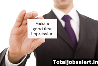 make-a-good-first-impression-in-interview