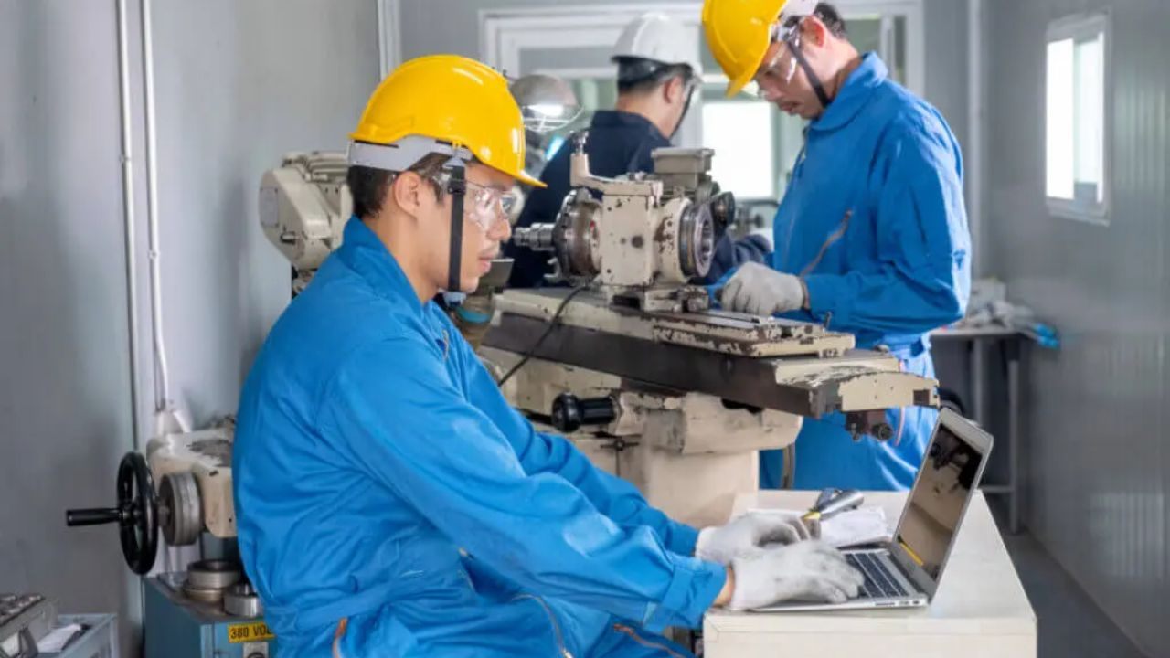 Factory Worker Jobs in Japan: A Guide to Opportunities in 2025