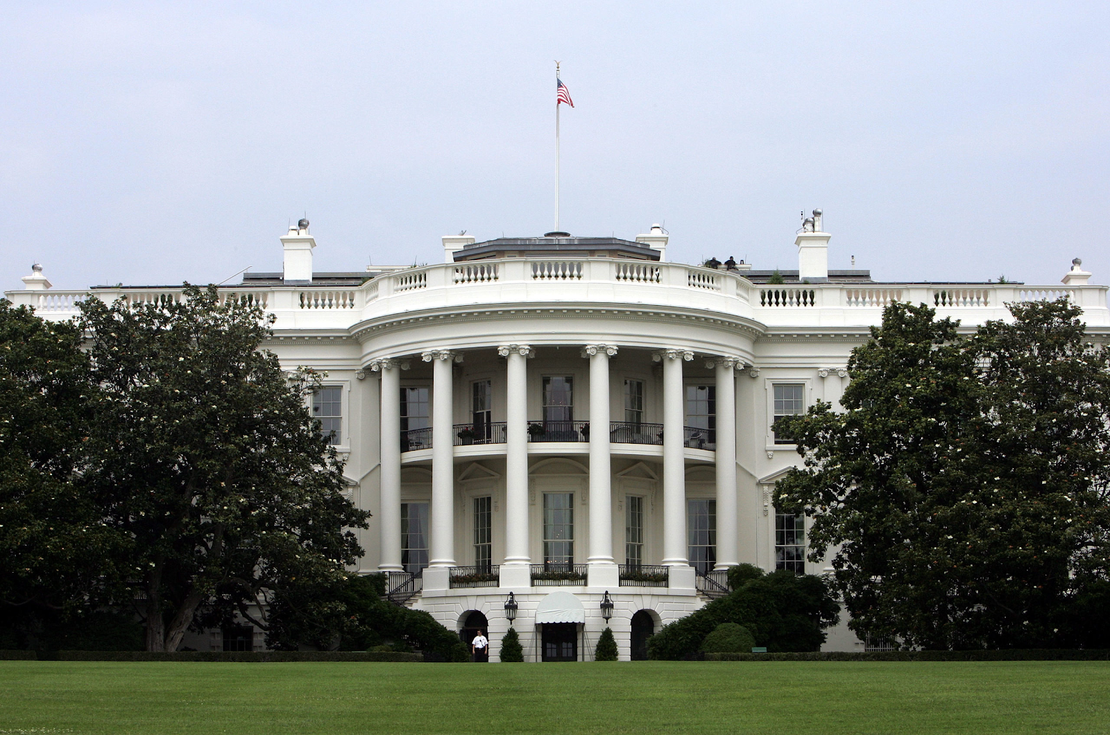 See How Much White House Employees Earn